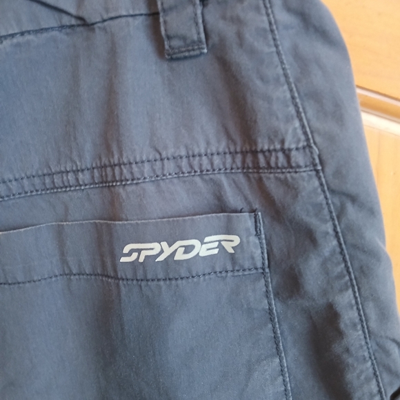 Men's Spyder Shorts, size Med. - Picture 4 of 6